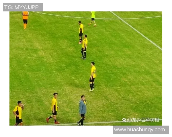 足球明星精彩瞬间剪辑图片展示让你领略绿茵场上的风采与魅力 足球明星精彩瞬间剪辑图片展示让你领略绿茵场上的风采与魅力